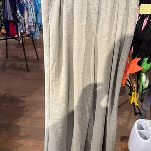 Derek Heart Ladies Sage Green Flowy Bottoms